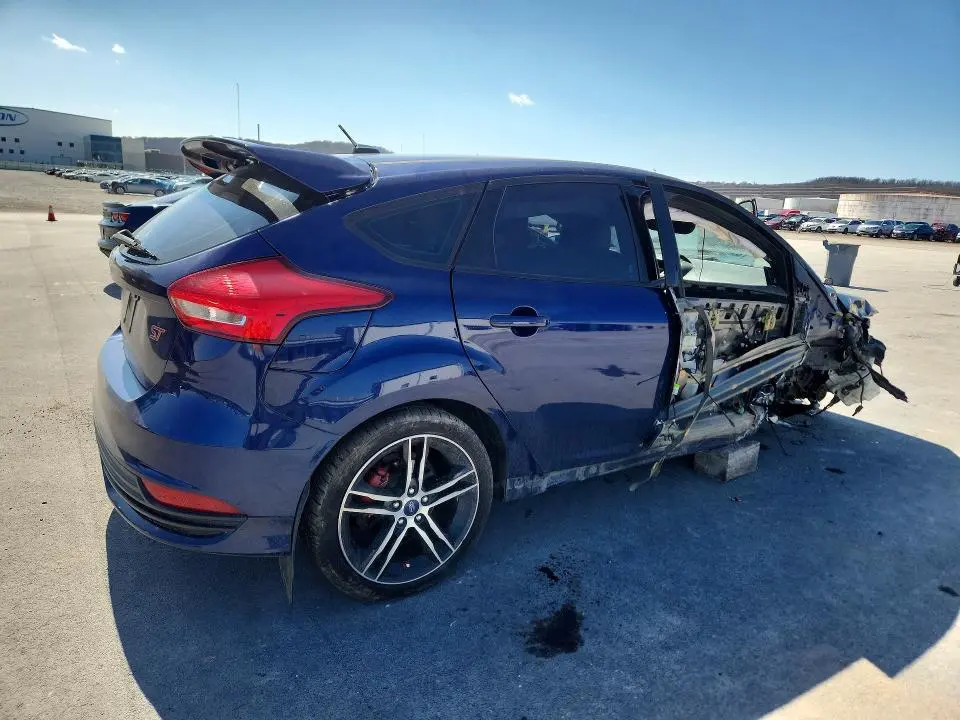 2017 FORD FOCUS ST  