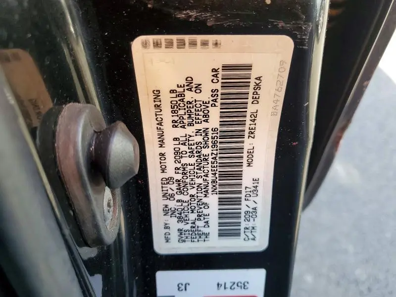 2010 TOYOTA COROLLA S  