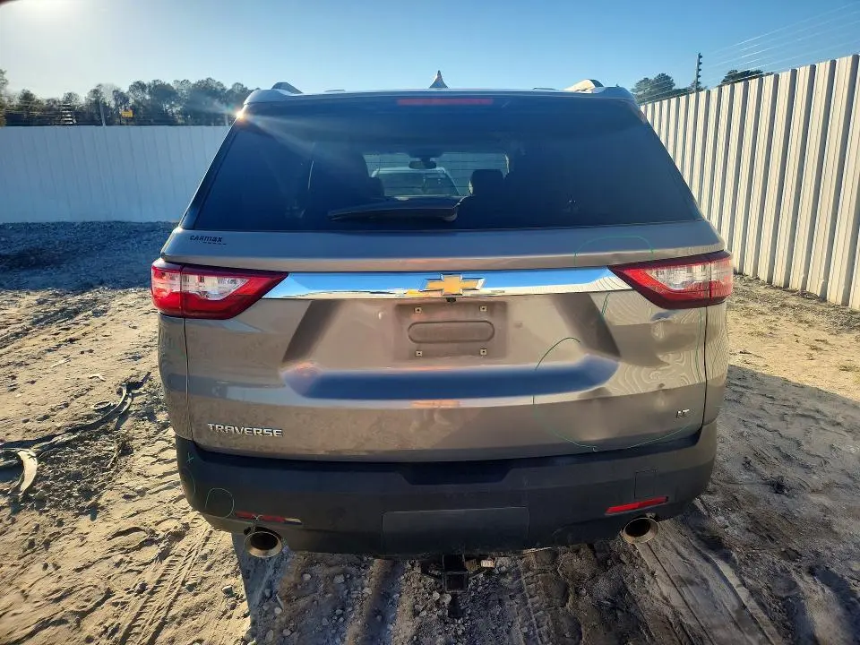 2019 CHEVROLET TRAVERSE LT  