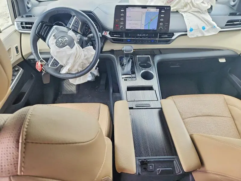 2022 TOYOTA SIENNA LIMITED 7-PASSENGER  