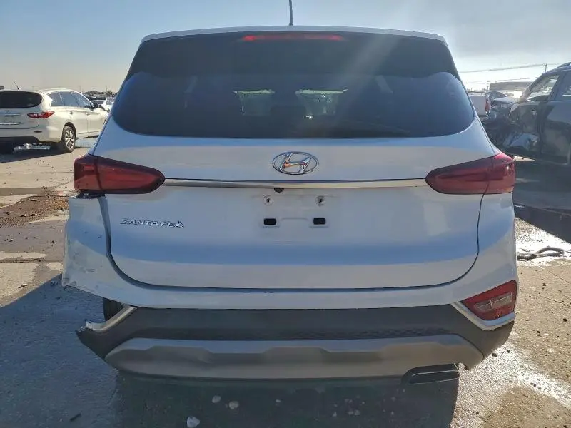 2020 HYUNDAI SANTA FE SE  