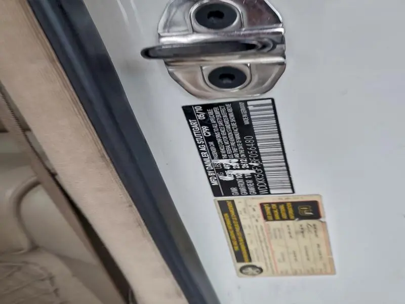 2011 MERCEDES-BENZ E 350  