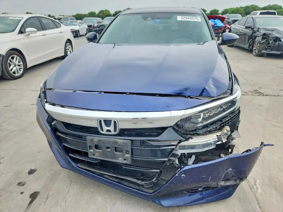 2018 HONDA ACCORD LX  