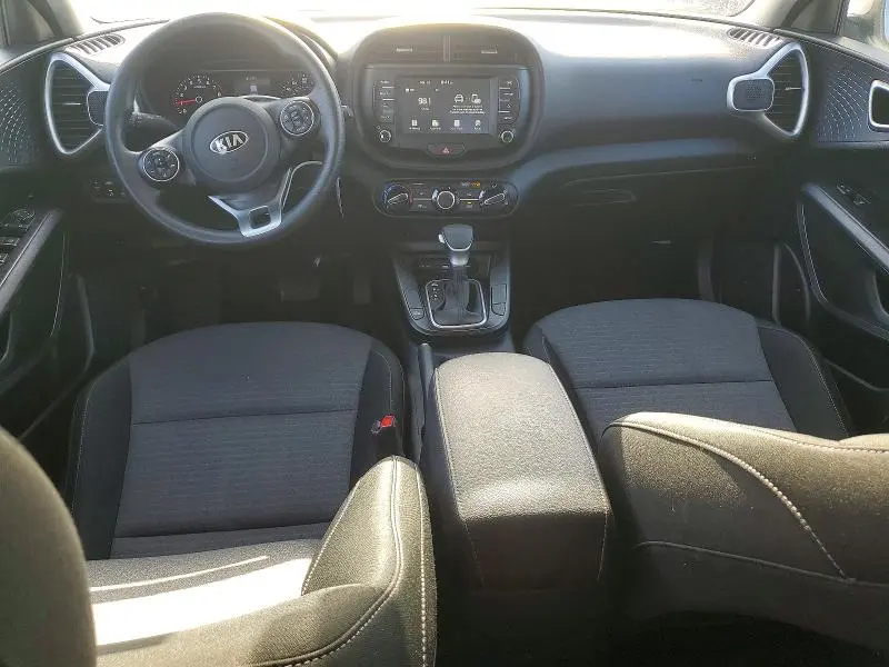 2021 KIA SOUL S  