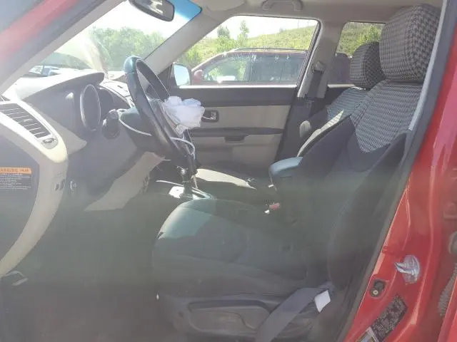 2013 KIA SOUL +  