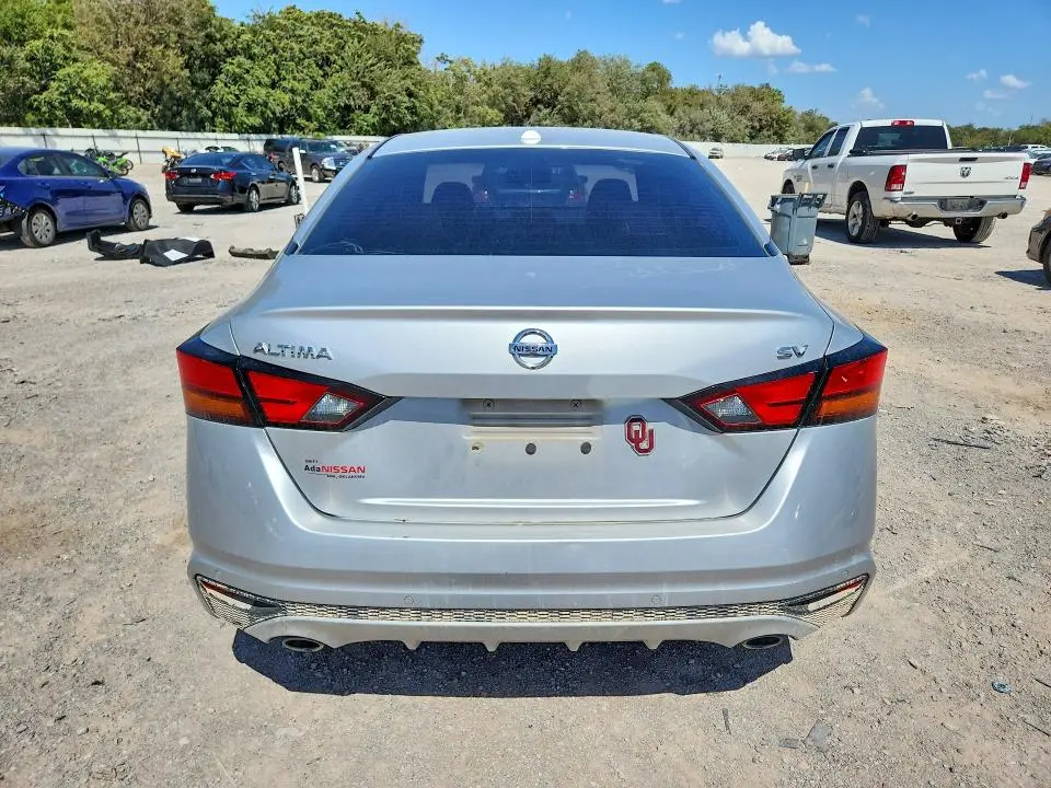 2019 NISSAN ALTIMA SV  