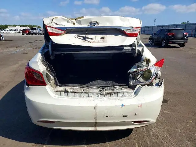 2011 HYUNDAI SONATA GLS  
