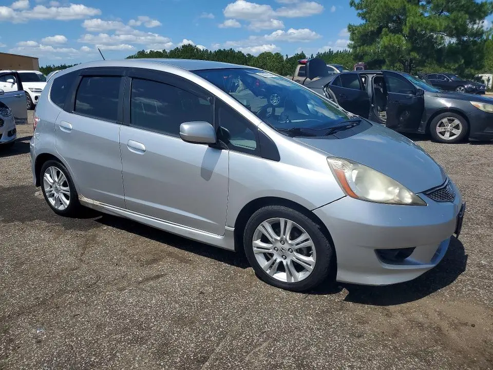 2011 HONDA FIT SPORT  