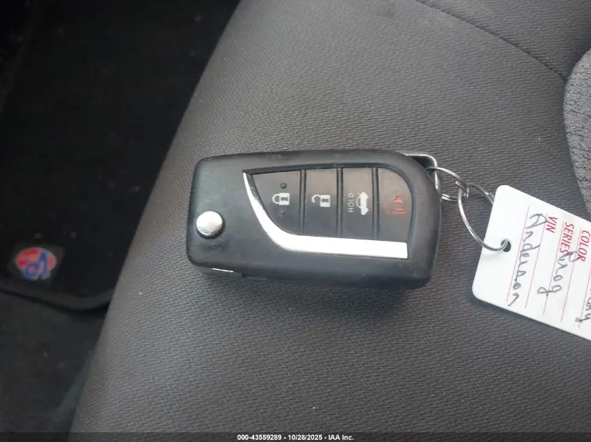 2018 TOYOTA CAMRY LE