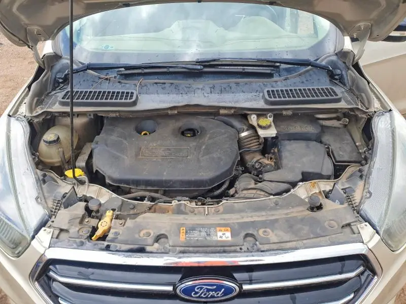2017 FORD ESCAPE TITANIUM  