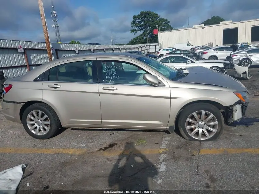 2014 CHRYSLER 200 TOURING