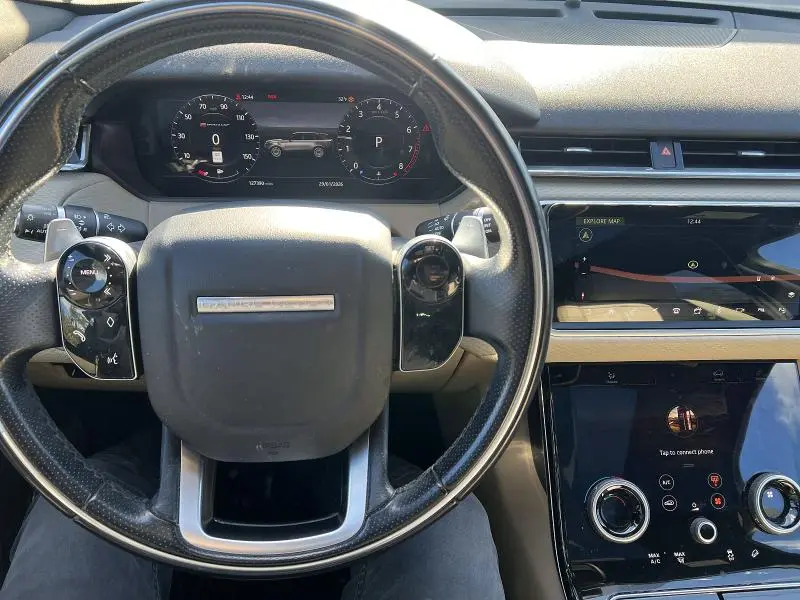 2018 LAND ROVER RANGE ROVER VELAR R-DYNAMIC SE  