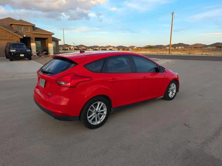 2016 FORD FOCUS SE  