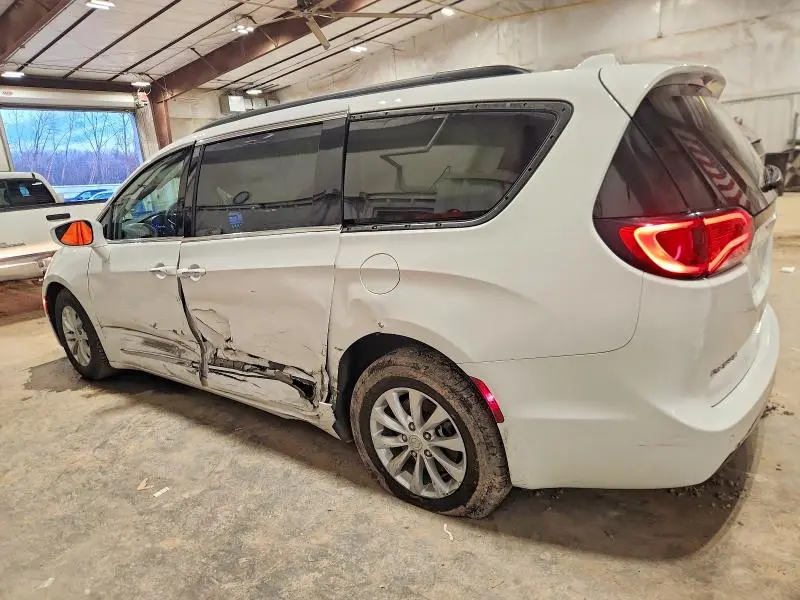 2017 CHRYSLER PACIFICA TOURING L  