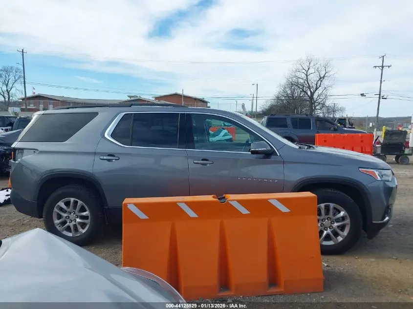 2021 CHEVROLET TRAVERSE FWD LT CLOTH
