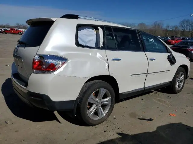 2013 TOYOTA HIGHLANDER LIMITED