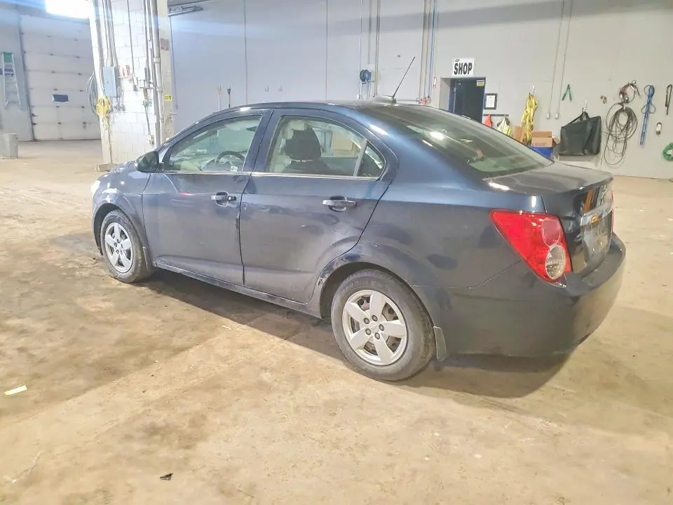 2015 CHEVROLET SONIC LT  