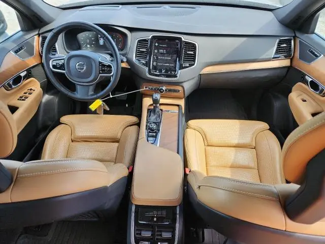 2018 VOLVO XC90 T6