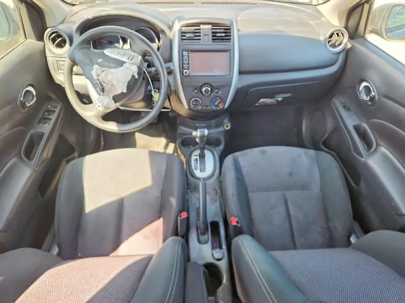 2019 NISSAN VERSA SV  