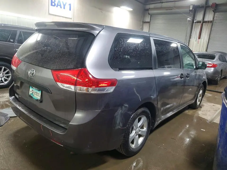 2011 TOYOTA SIENNA BASE 7-PASSENGER  