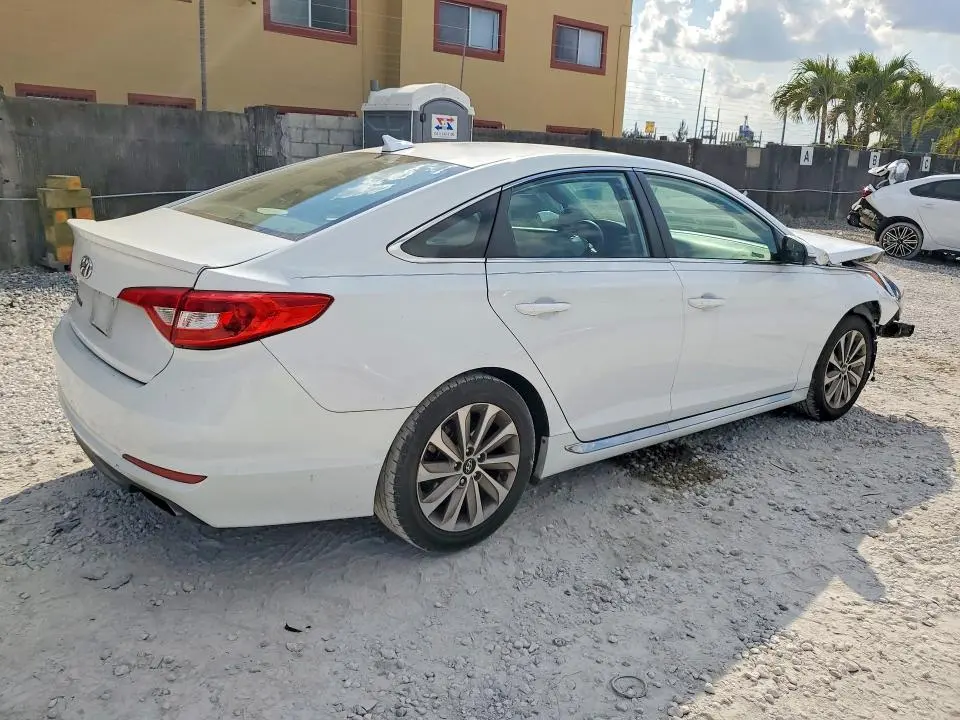 2017 HYUNDAI SONATA SPORT  
