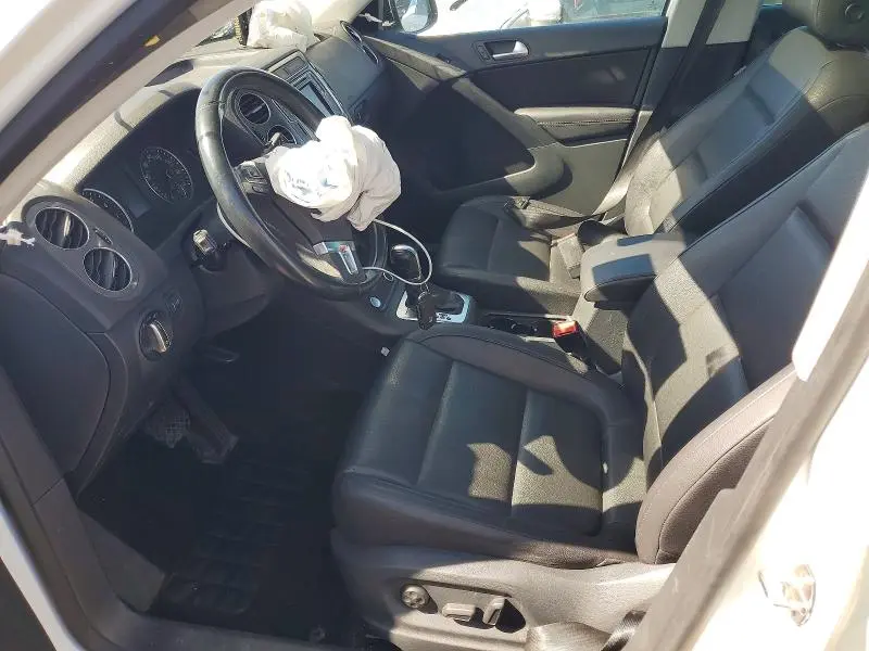 2017 VOLKSWAGEN TIGUAN WOLFSBURG  