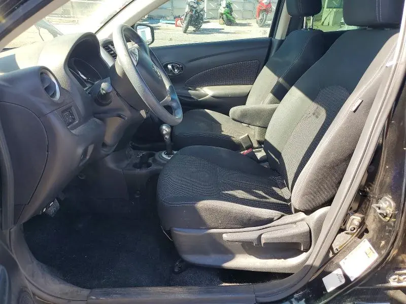 2019 NISSAN VERSA SV  
