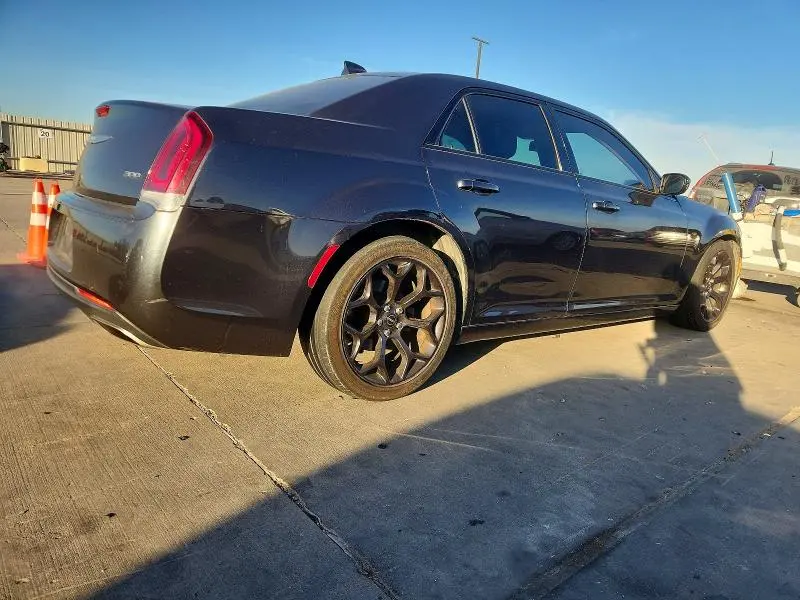 2019 CHRYSLER 300 TOURING  