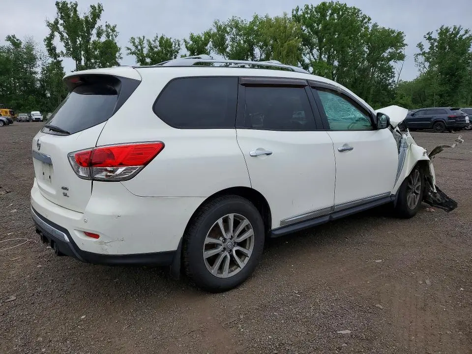 2014 NISSAN PATHFINDER SL  
