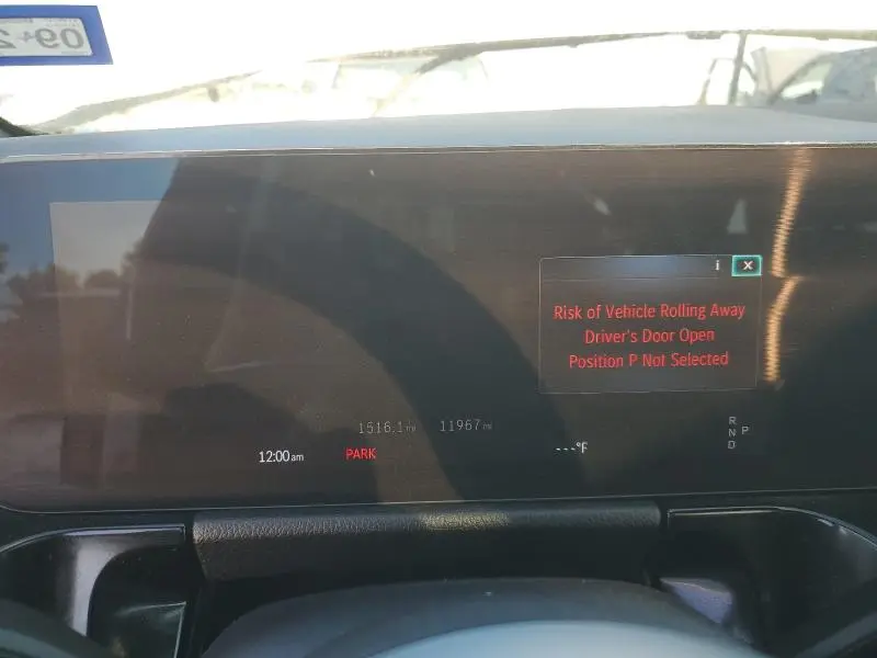 2025 MERCEDES-BENZ GLA 250  