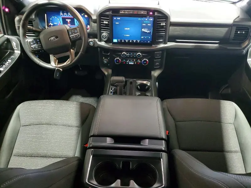 2024 FORD F150 XLT  