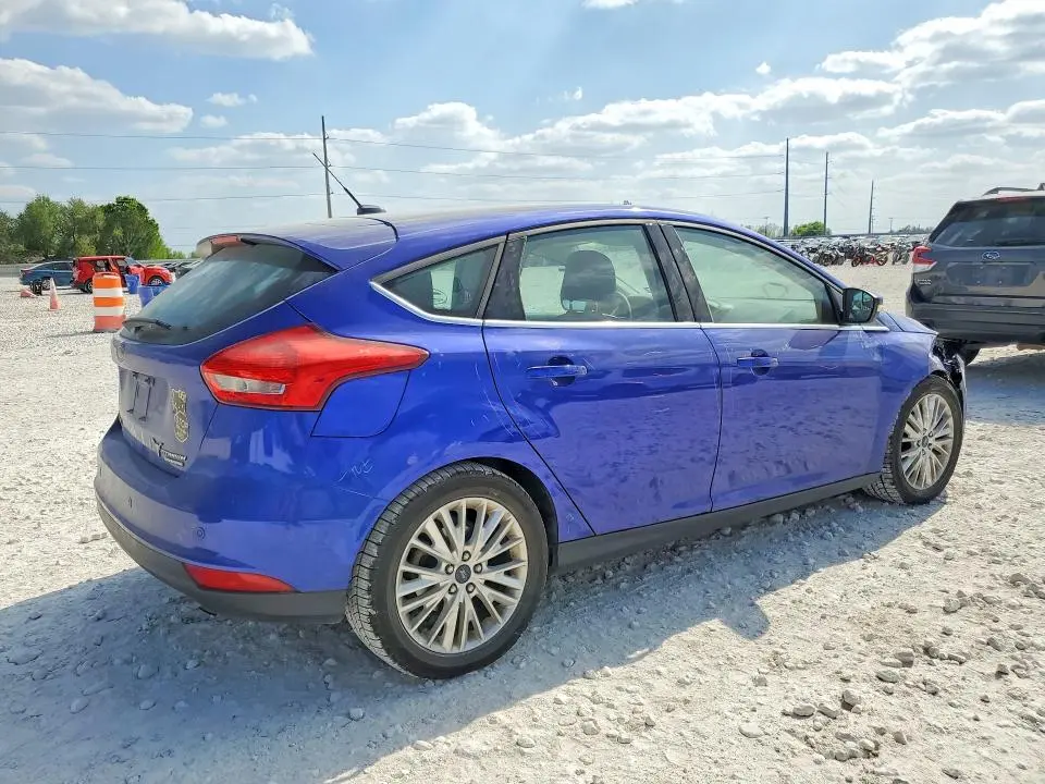 2015 FORD FOCUS TITANIUM  