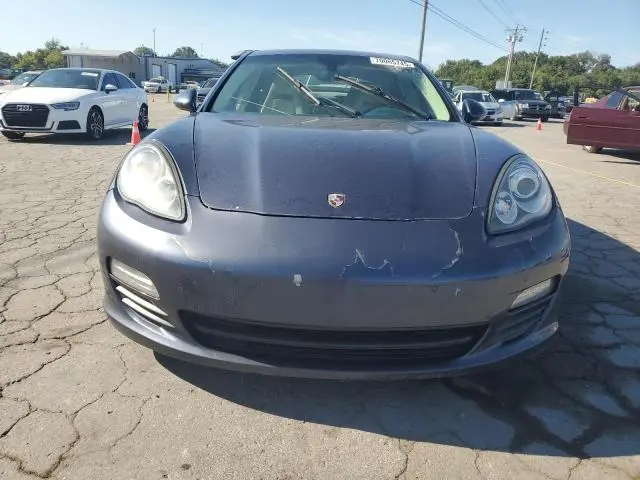 2011 PORSCHE PANAMERA 4