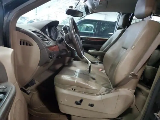 2013 CHRYSLER TOWN & COUNTRY TOURING  