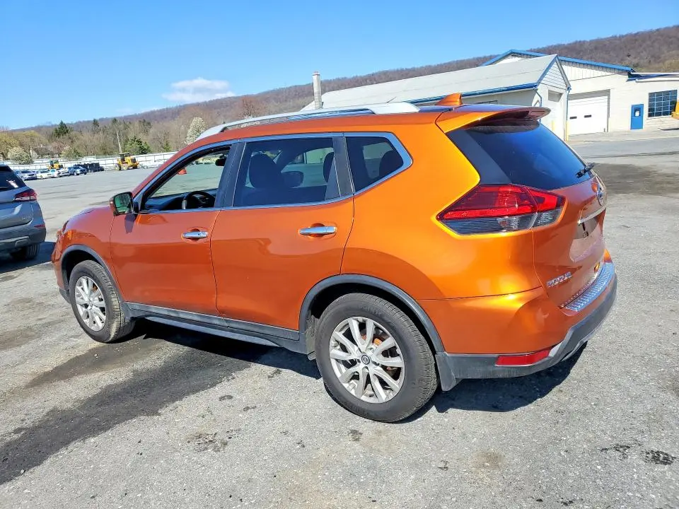 2017 NISSAN ROGUE SV  