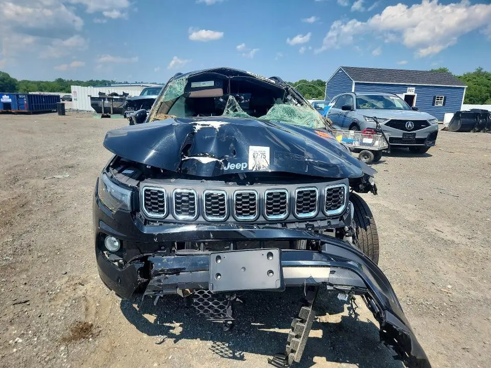 2024 JEEP COMPASS LATITUDE  