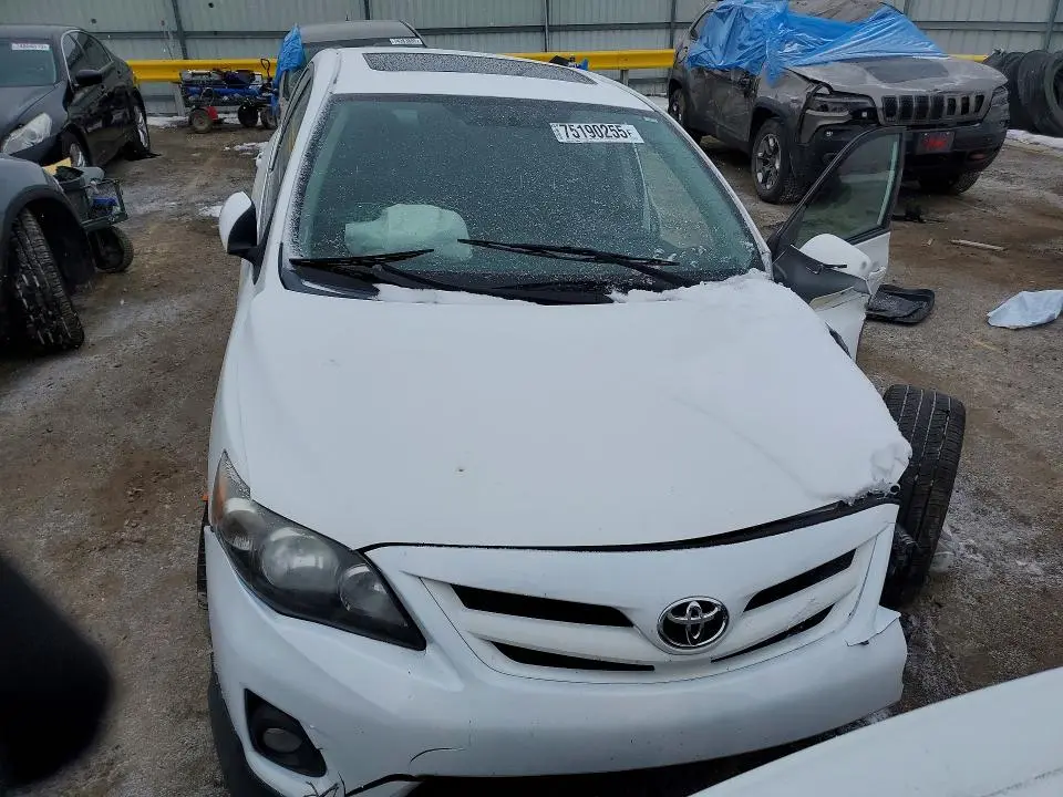 2013 TOYOTA COROLLA BASE  