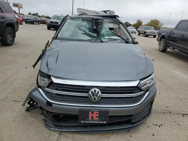 2024 VOLKSWAGEN JETTA SE  
