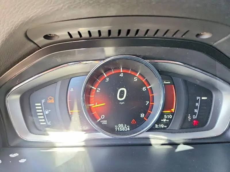 2017 VOLVO V60 T5 PREMIER  