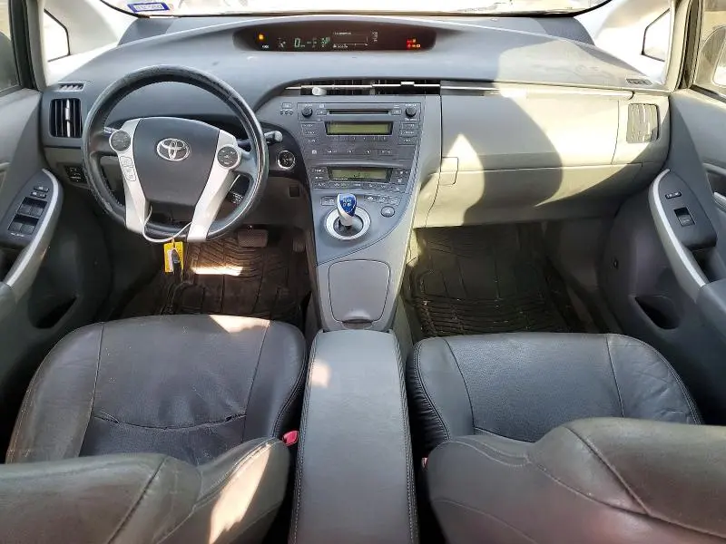 2010 TOYOTA PRIUS IV  