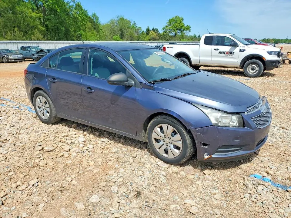 2014 CHEVROLET CRUZE LS  