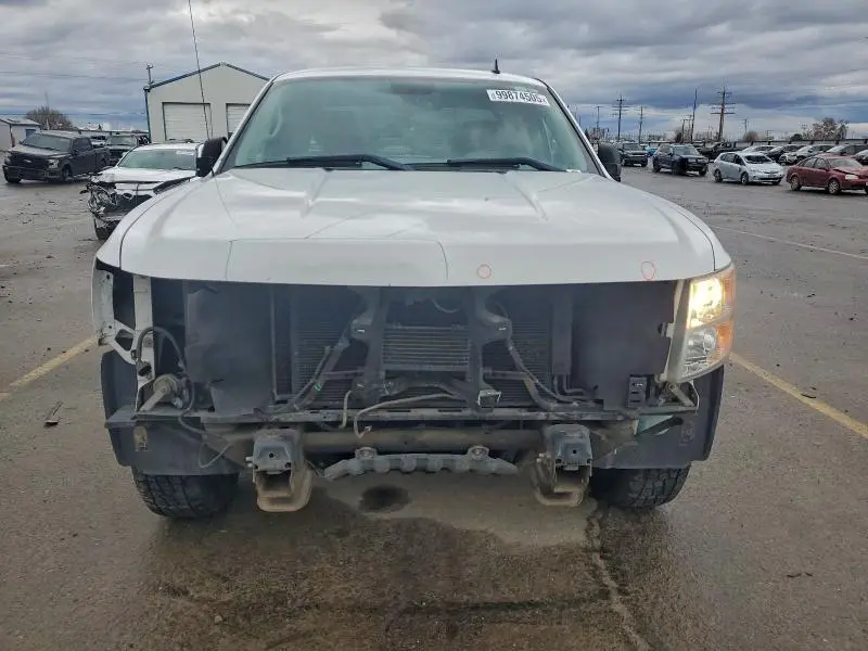 2013 CHEVROLET SILVERADO C1500 LT  