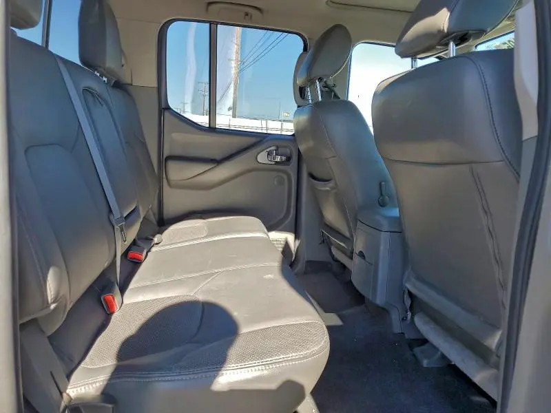 2019 NISSAN FRONTIER S  