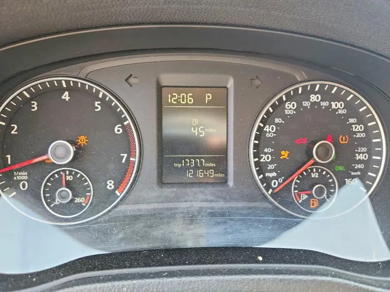 2014 VOLKSWAGEN PASSAT S  