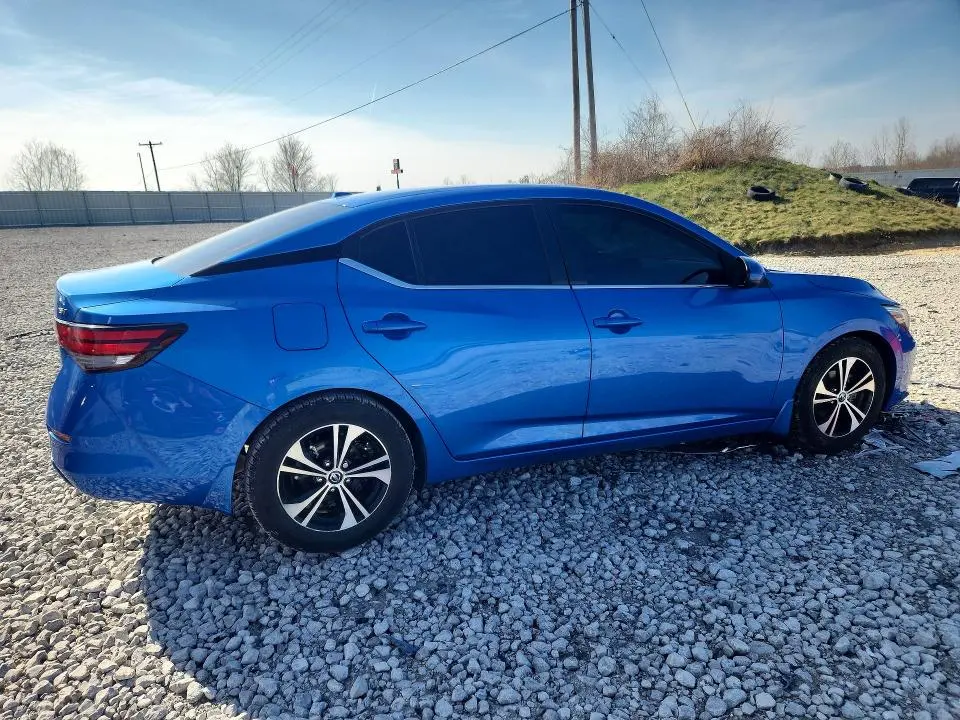 2022 NISSAN SENTRA SV  