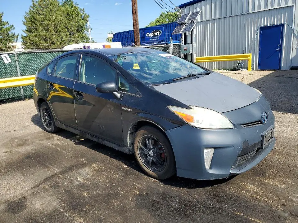 2014 TOYOTA PRIUS TWO  