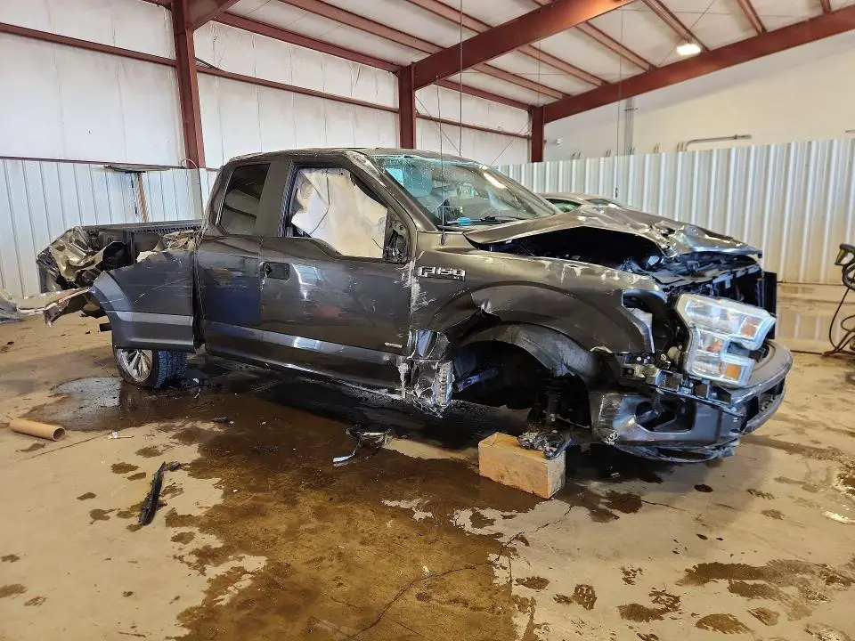 2017 FORD F150 SUPER CAB  