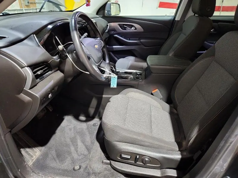 2021 CHEVROLET TRAVERSE LT  