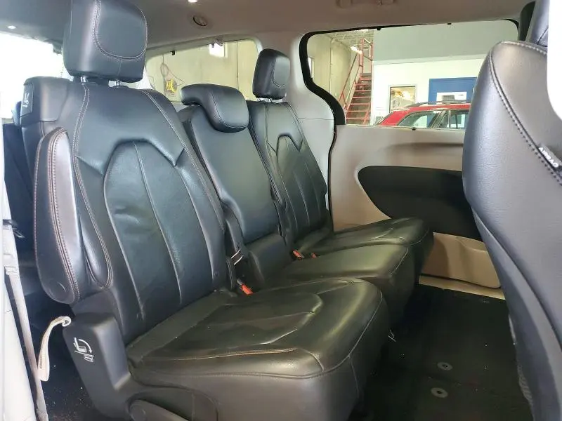 2017 CHRYSLER PACIFICA TOURING L  