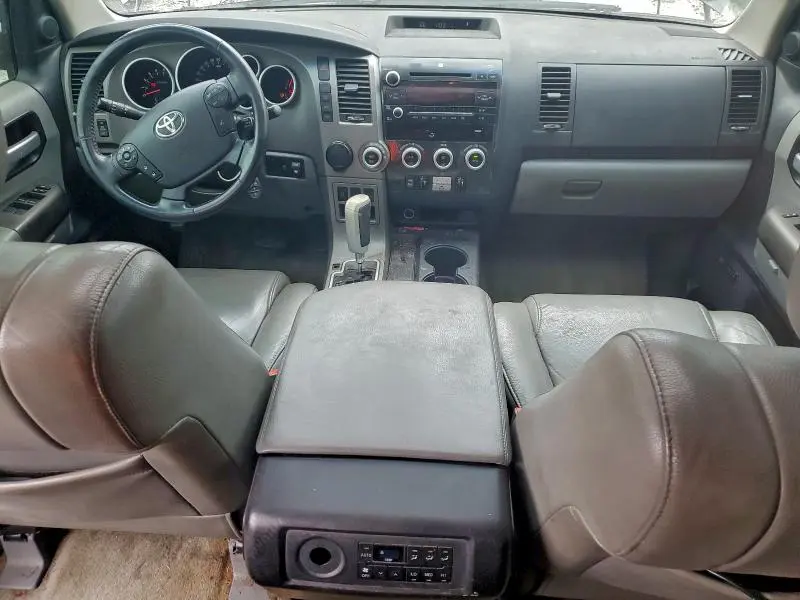 2011 TOYOTA SEQUOIA LIMITED  